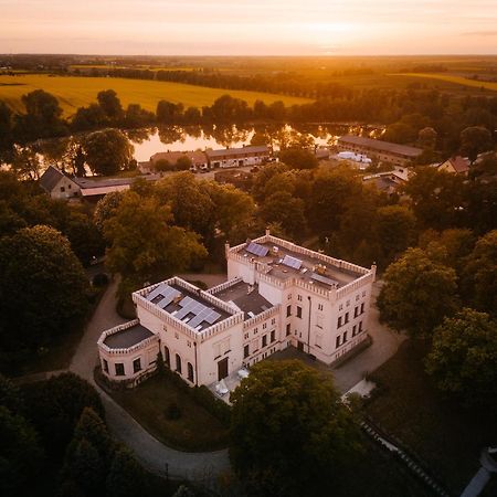 Palac Srodka Chrzypsko Wielkie Luaran gambar
